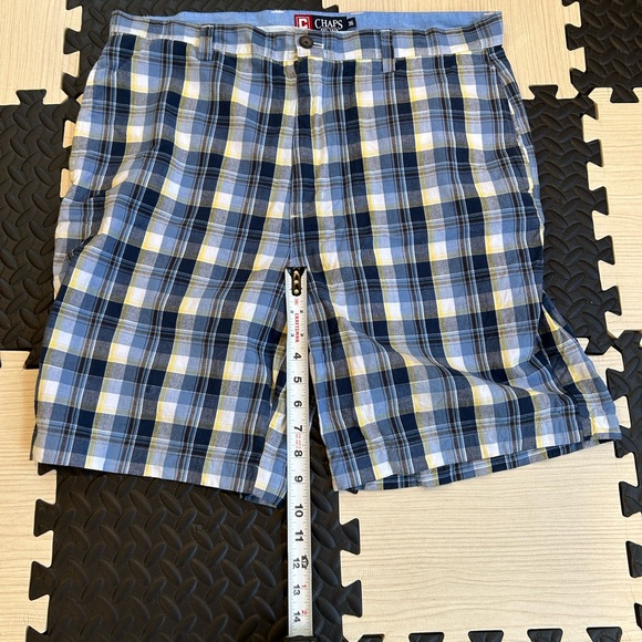 Used men’s size 36 Chaps flat front shorts #Chaps - Picture 3 of 8